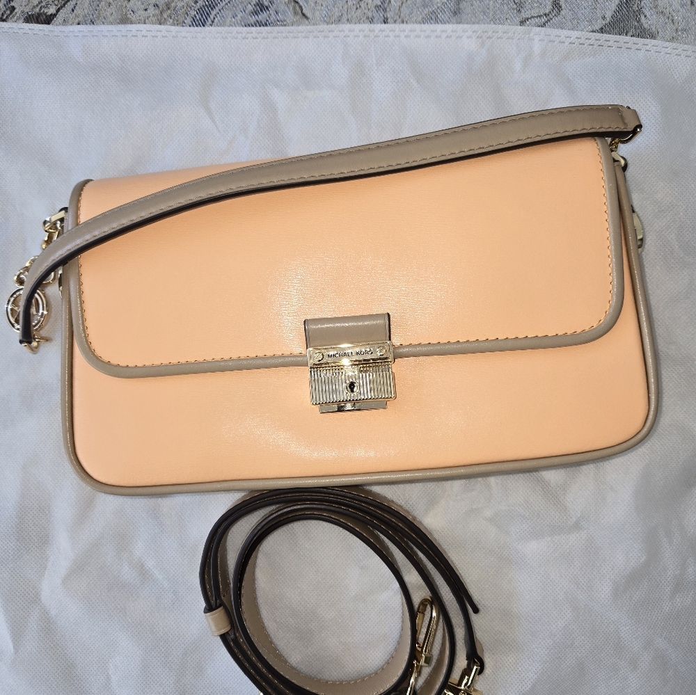 Micheal kors - Picture 3 of 5